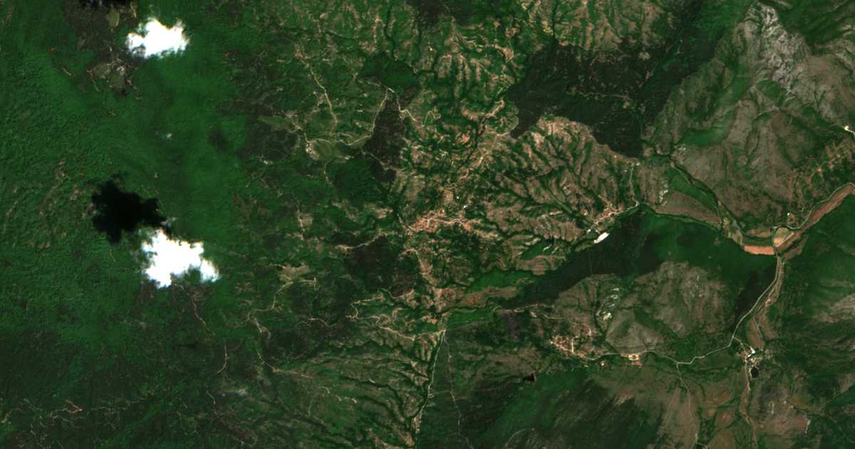 Satelitska karta: Tešovo