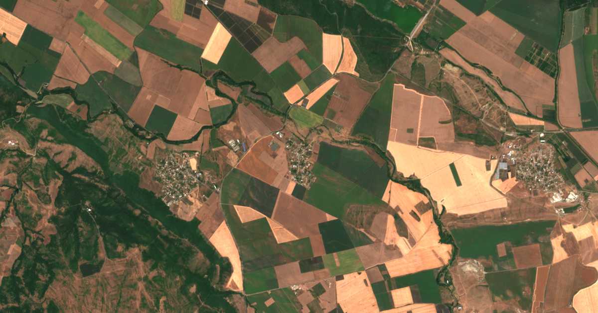 Satelitska karta: Aleksandrovo