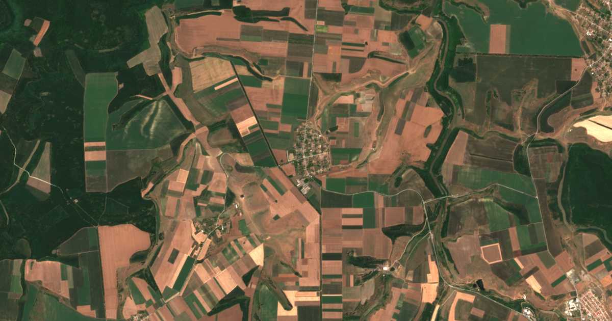 Satelitska karta: Čestimensko