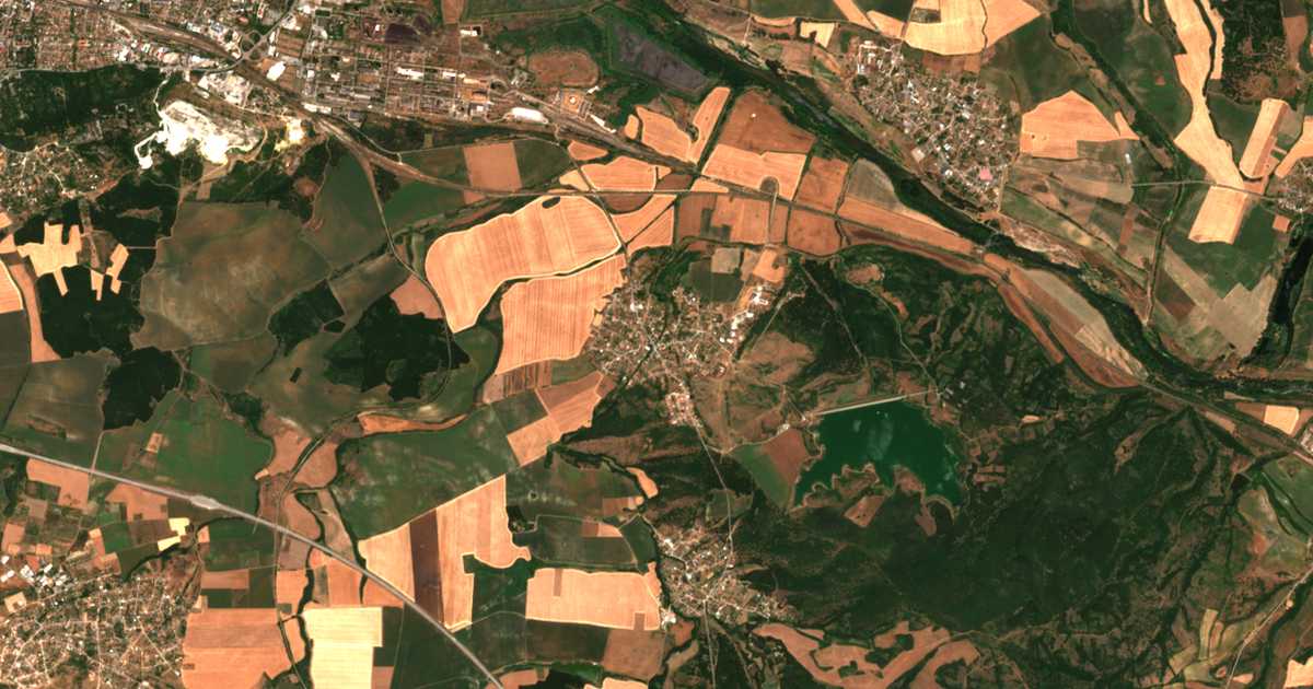 Satelitska karta: Černogorovo