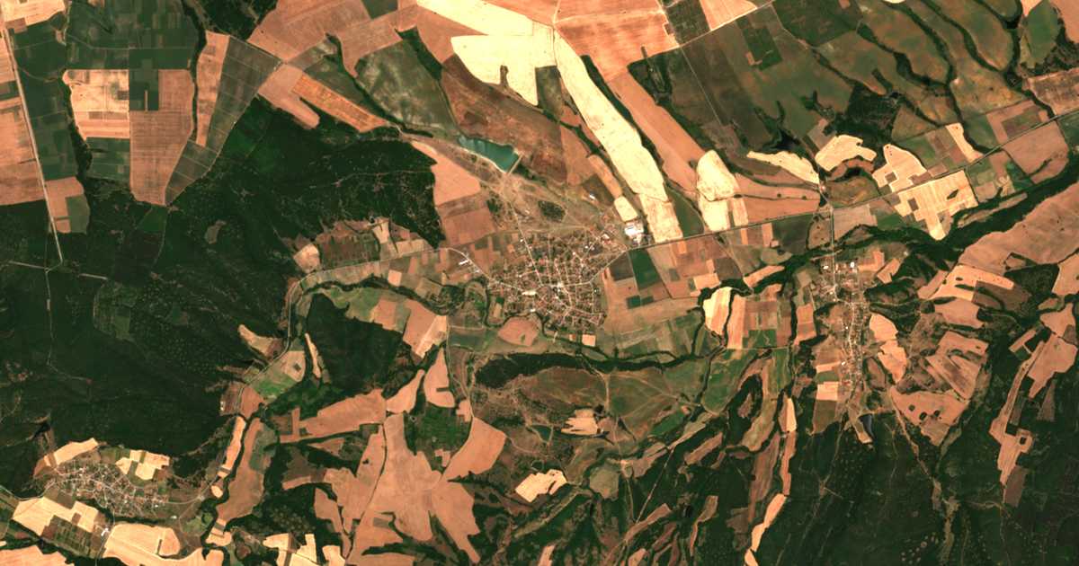 Satelitska karta: Slavjanovo