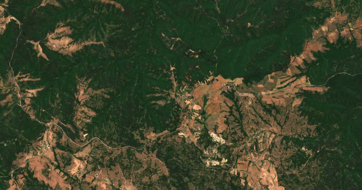 Satelitska karta: Černi rid