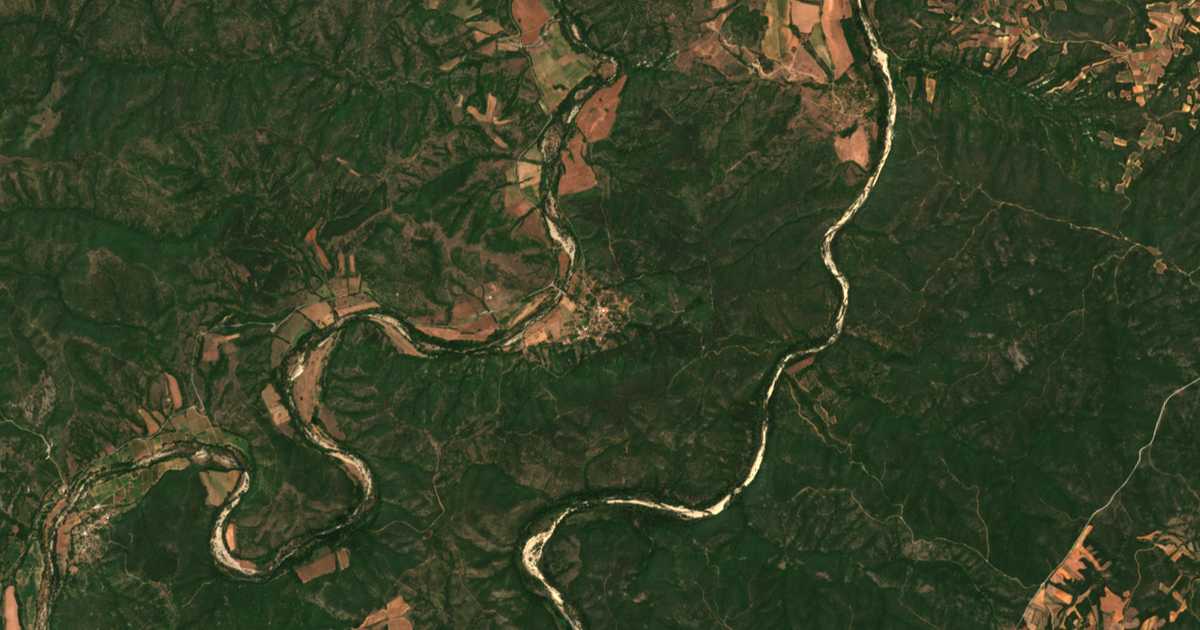 Satelitska karta: Mandrica