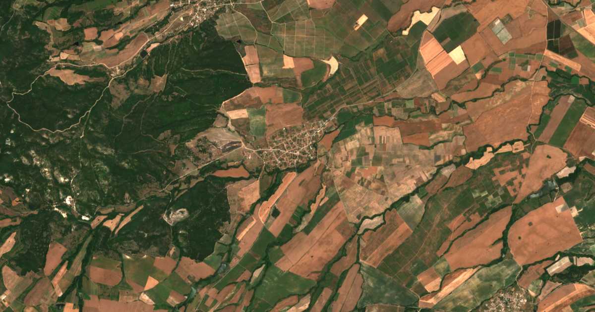 Satelitska karta: Lozen