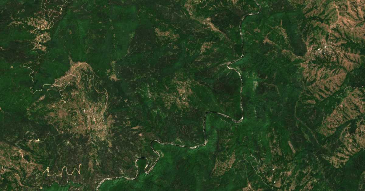 Satelitska karta: Latinka