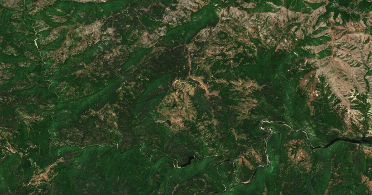 Satelitska karta: Pesnopoj