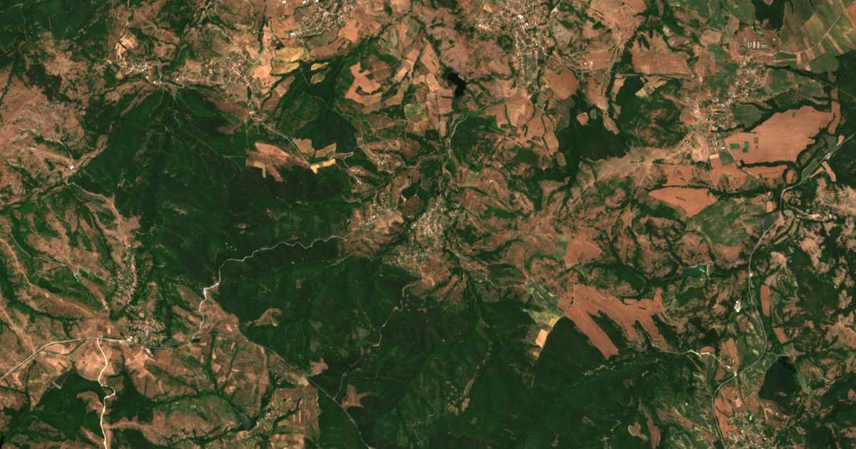 Satelitska karta: Ljaskovo
