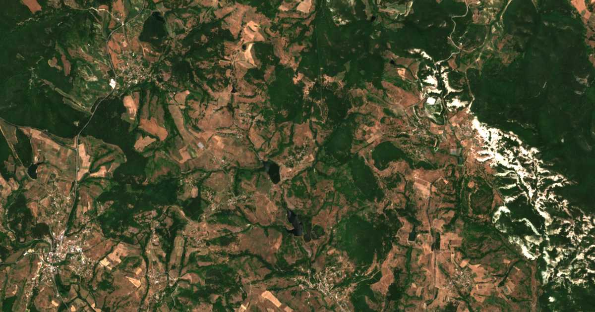 Satelitska karta: Minzuhar