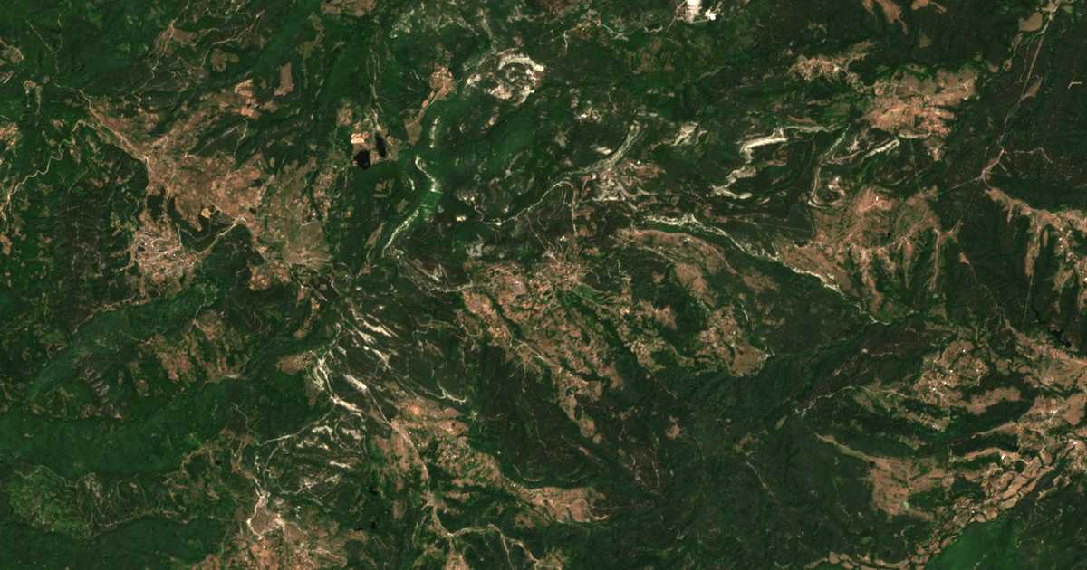 Satelitska karta: Ustren