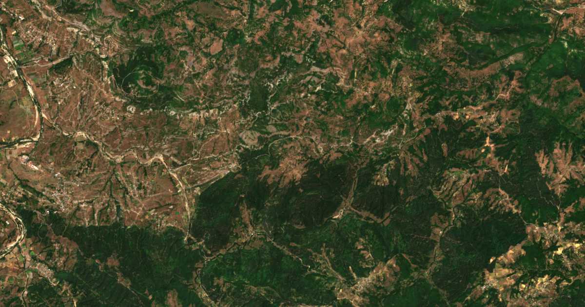 Satelitska karta: Delvino