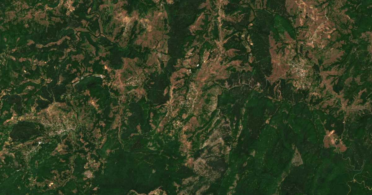 Satelitska karta: Devesilovo