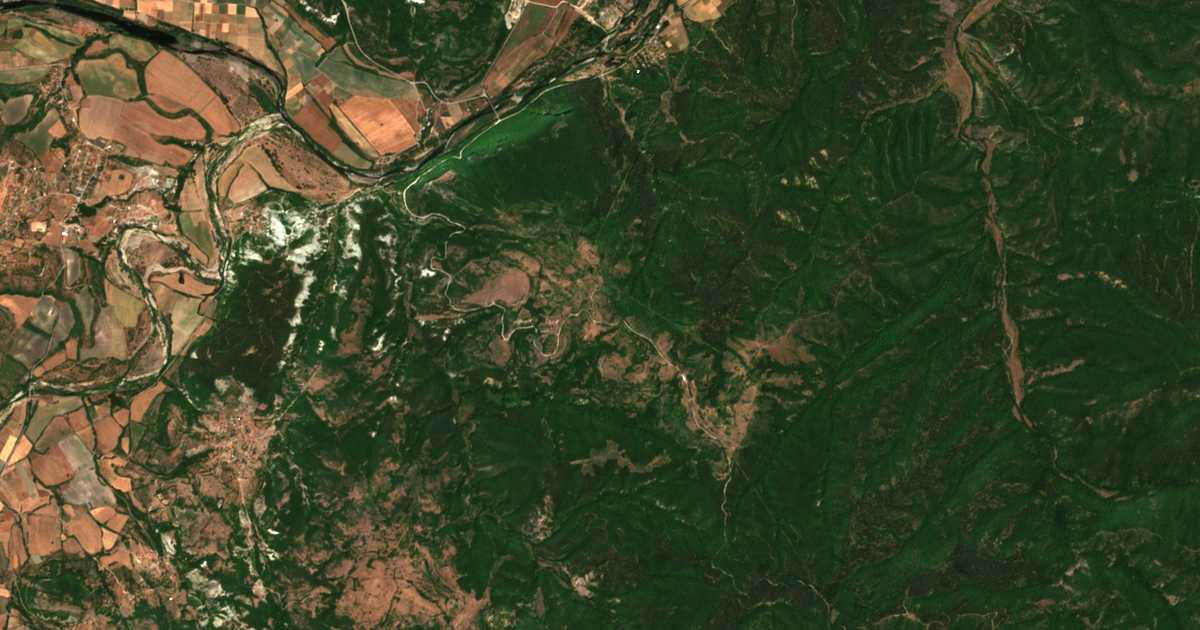 Satelitska karta: Orešari