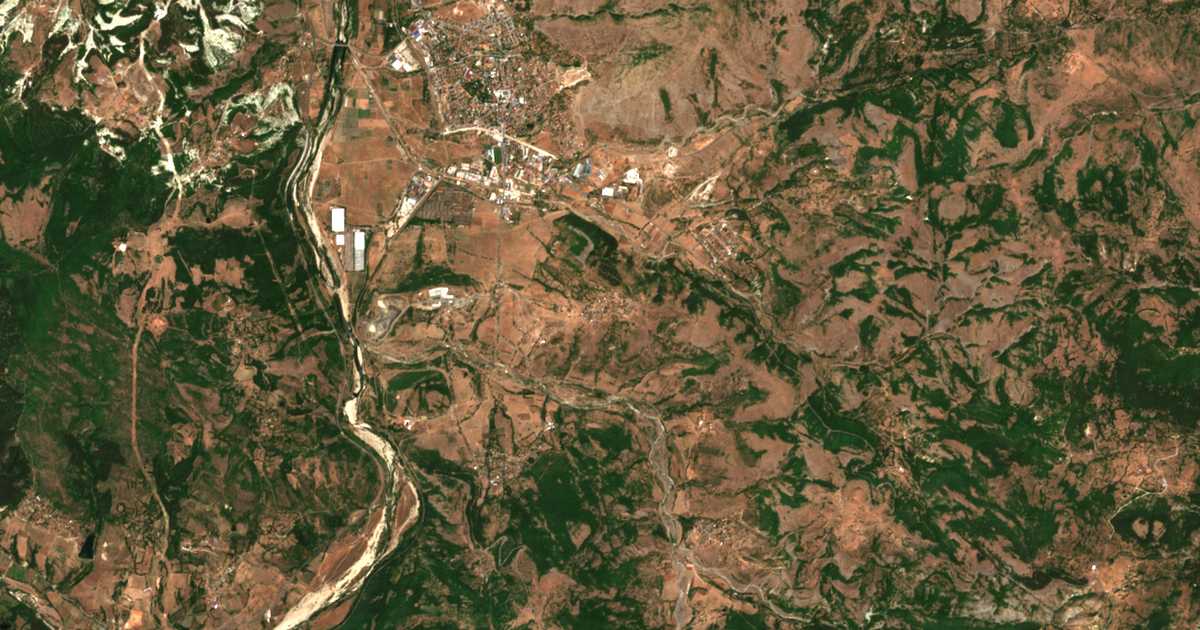 Satelitska karta: Bagrjanka