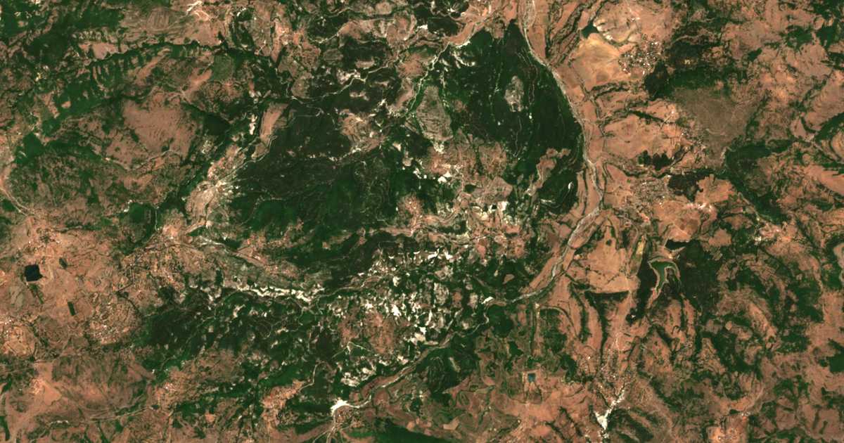 Satelitska karta: Tatul