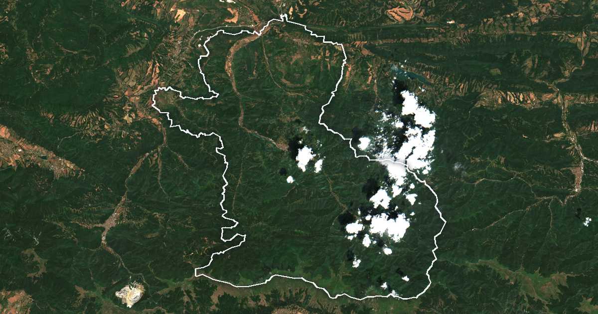 Satelitska snimka s ucrtanom granicom: Teteven