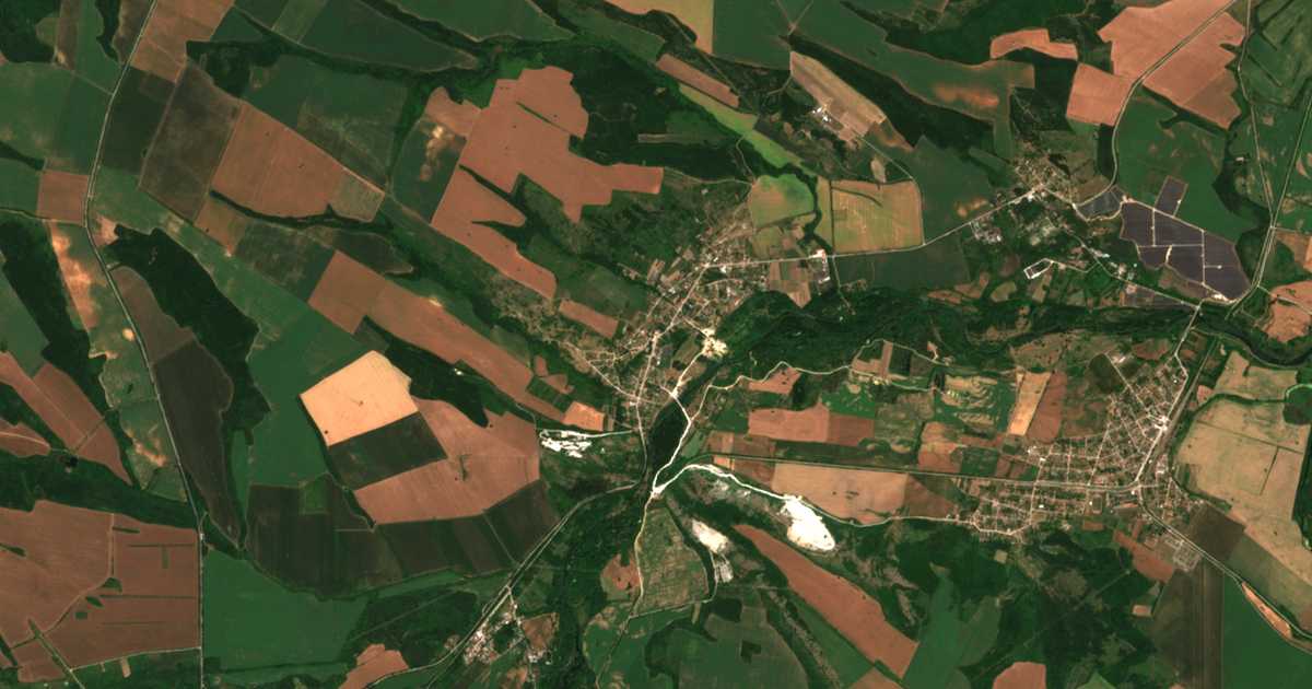 Satelitska karta: Erden