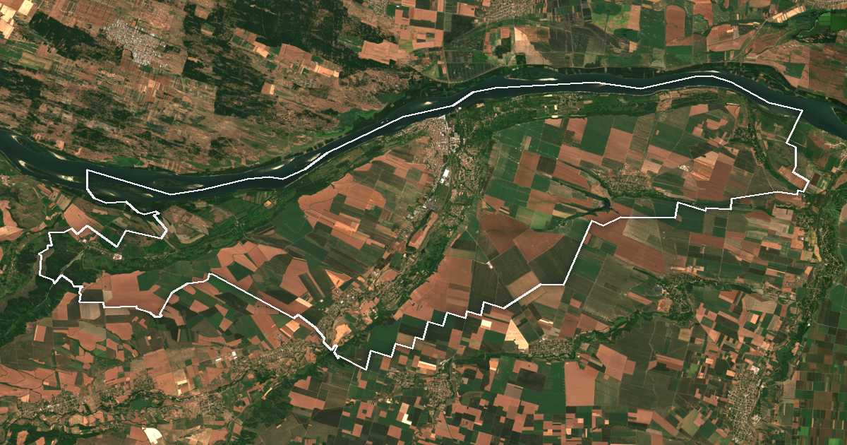 Satelitska snimka s ucrtanom granicom: Lom