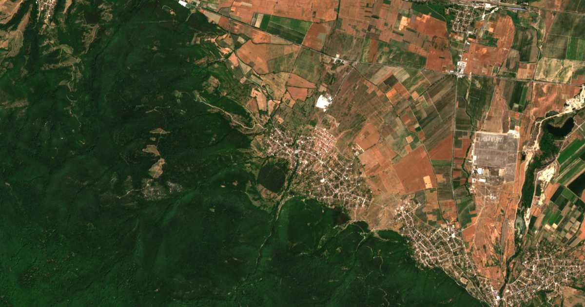Satelitska karta: Semčinovo
