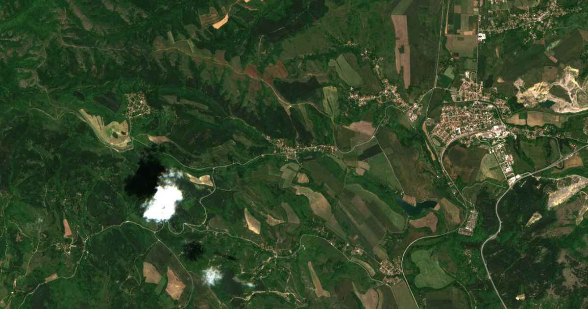 Satelitska karta: Leskovec