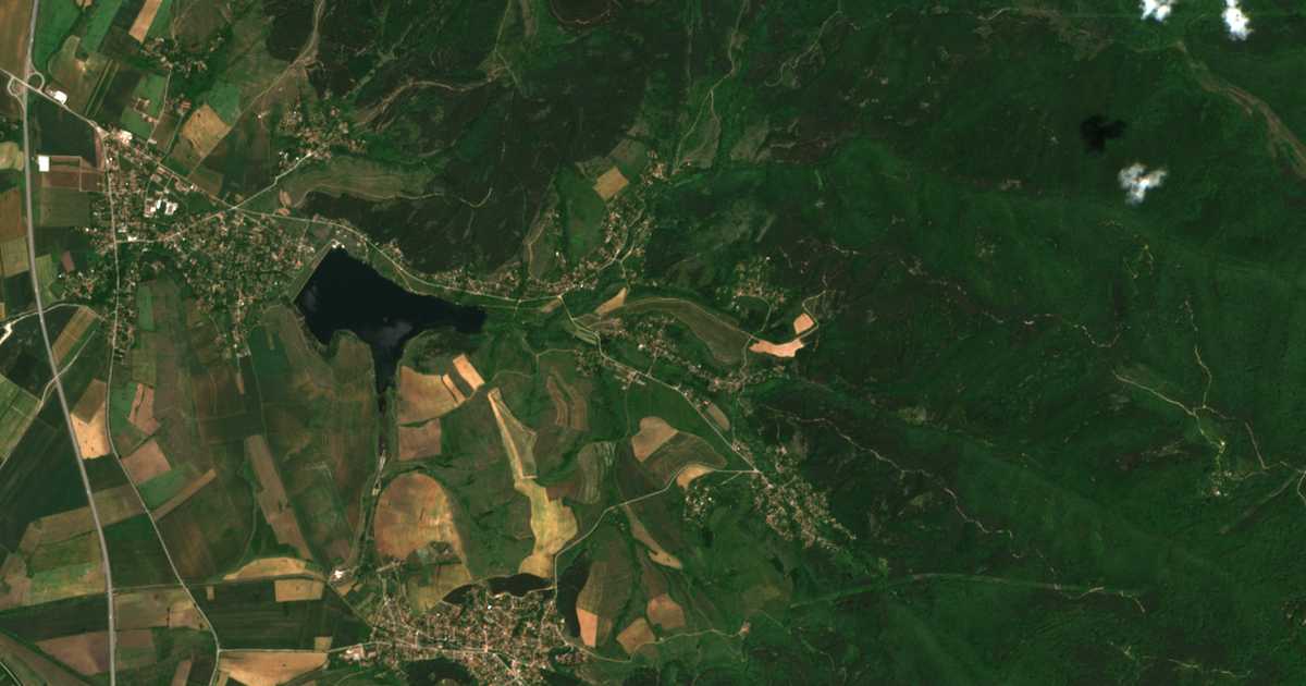Satelitska karta: Gorna Dikanja
