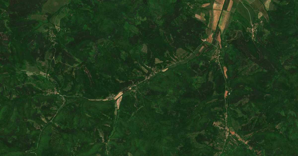 Satelitska karta: Kosturinci