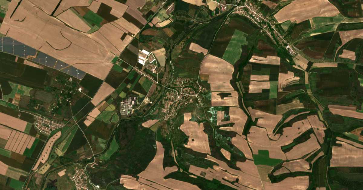 Satelitska karta: Božurica