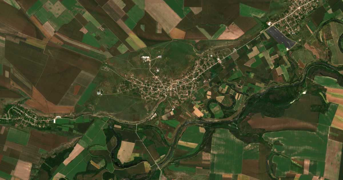 Satelitska karta: Staverci