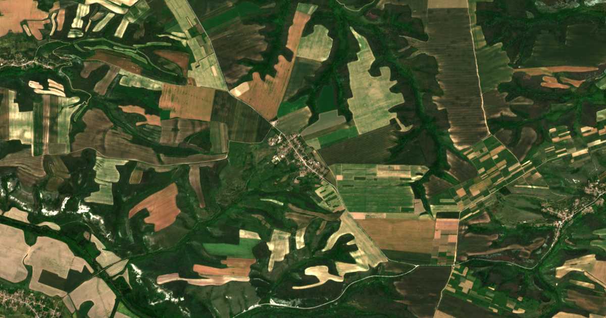 Satelitska karta: Ljubenovo