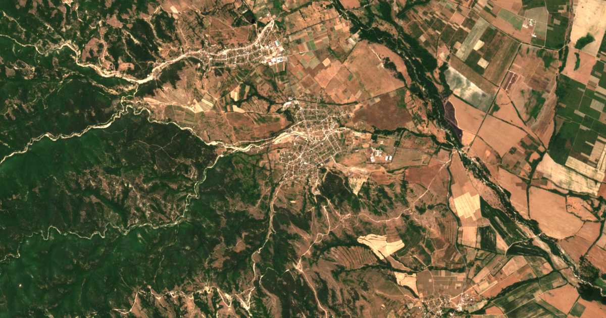 Satelitska karta: Karavelovo