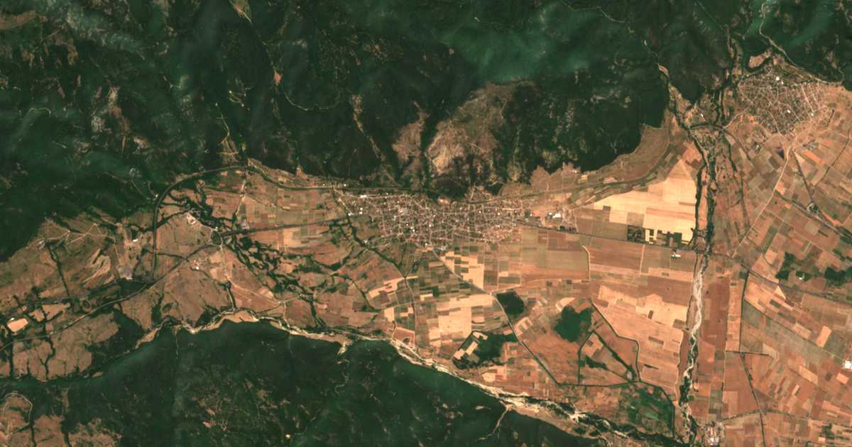 Satelitska karta: Rozino