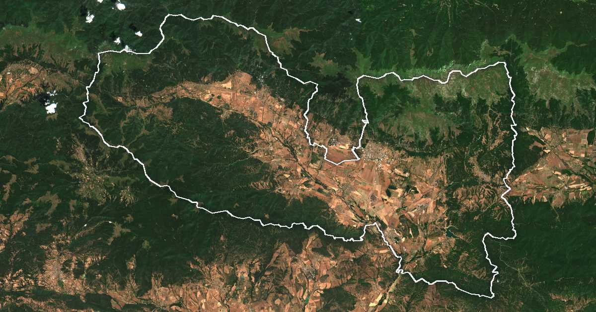 Satelitska snimka s ucrtanom granicom: Karlovo