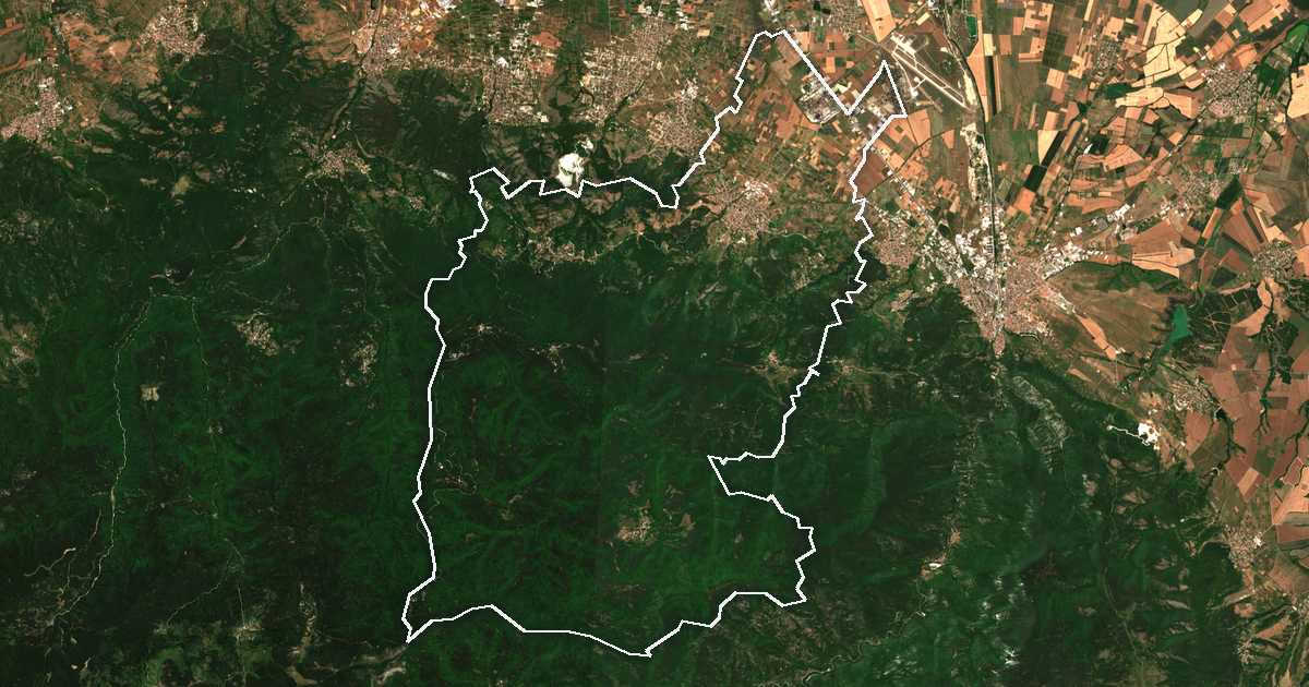 Satelitska snimka s ucrtanom granicom: Kuklen