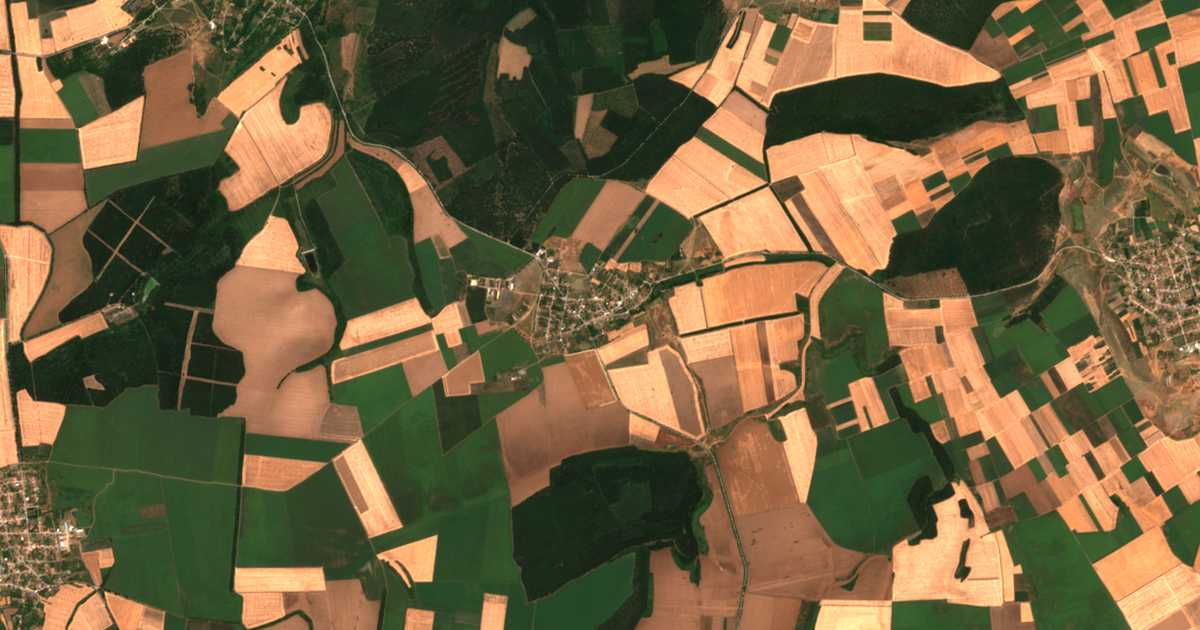 Satelitska karta: Božurovo