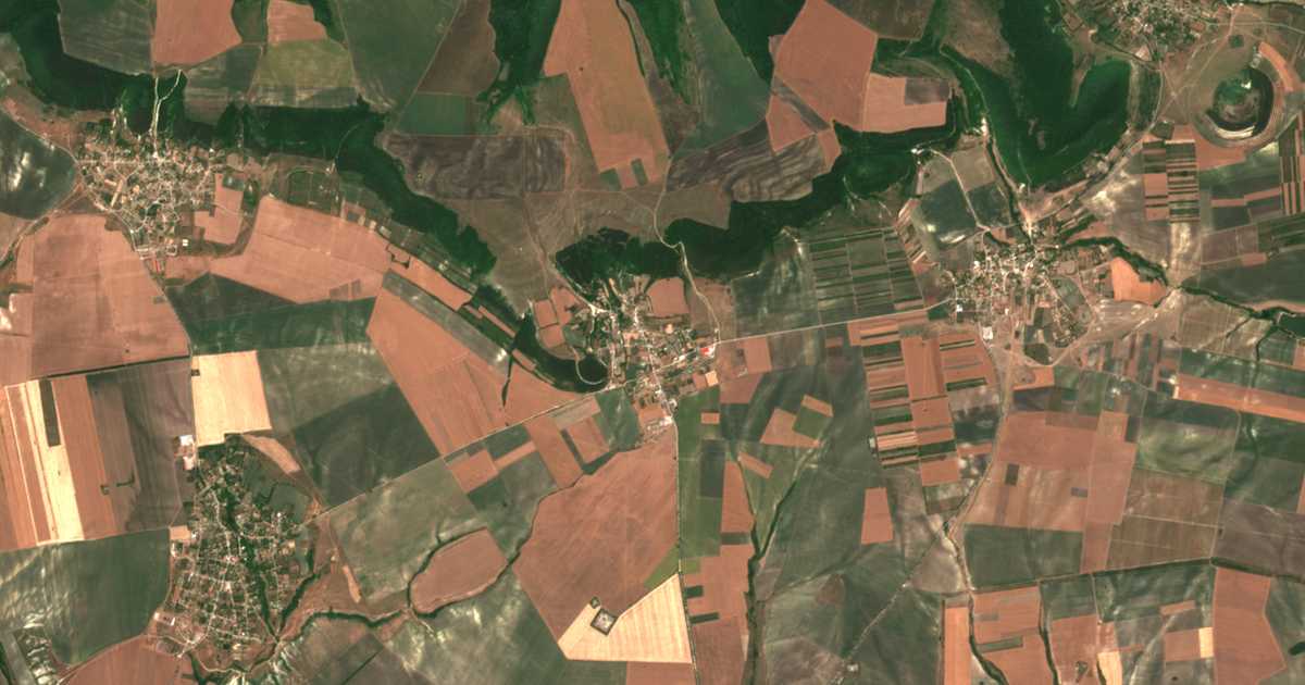 Satelitska karta: Pravenci
