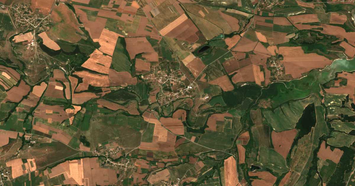 Satelitska karta: Mengiševo