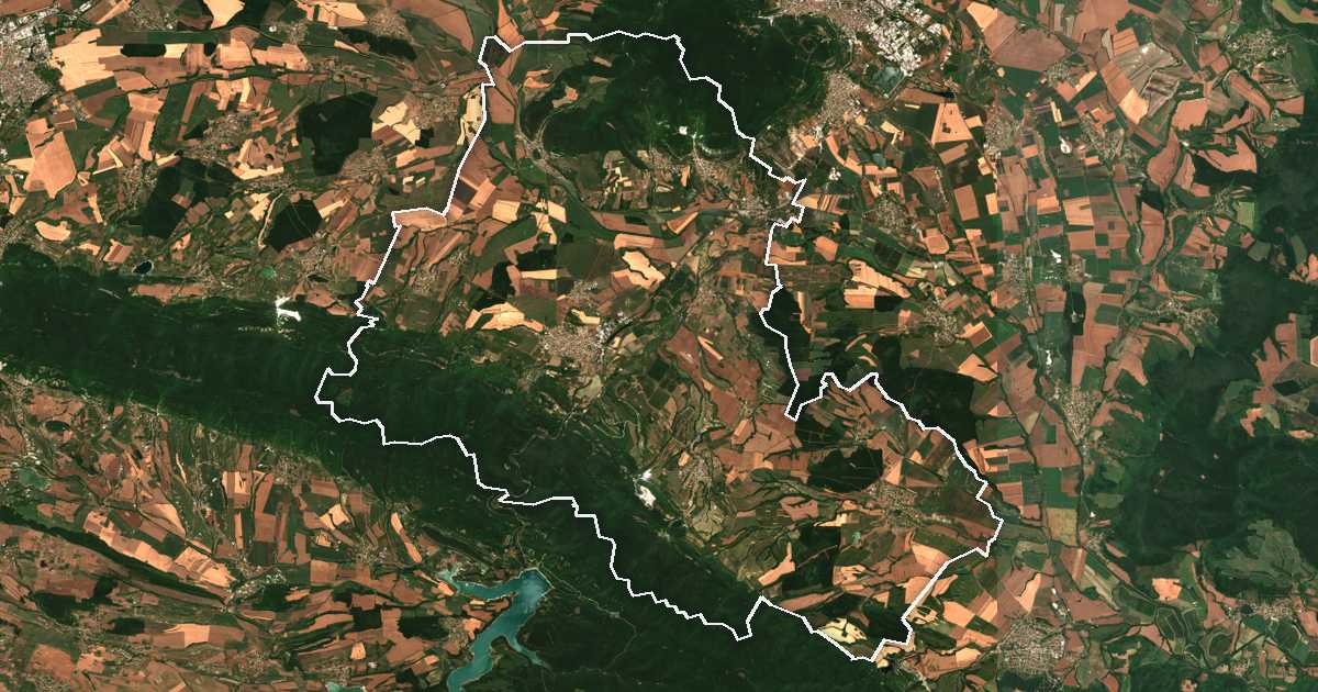 Satelitska snimka s ucrtanom granicom: Veliki Preslav