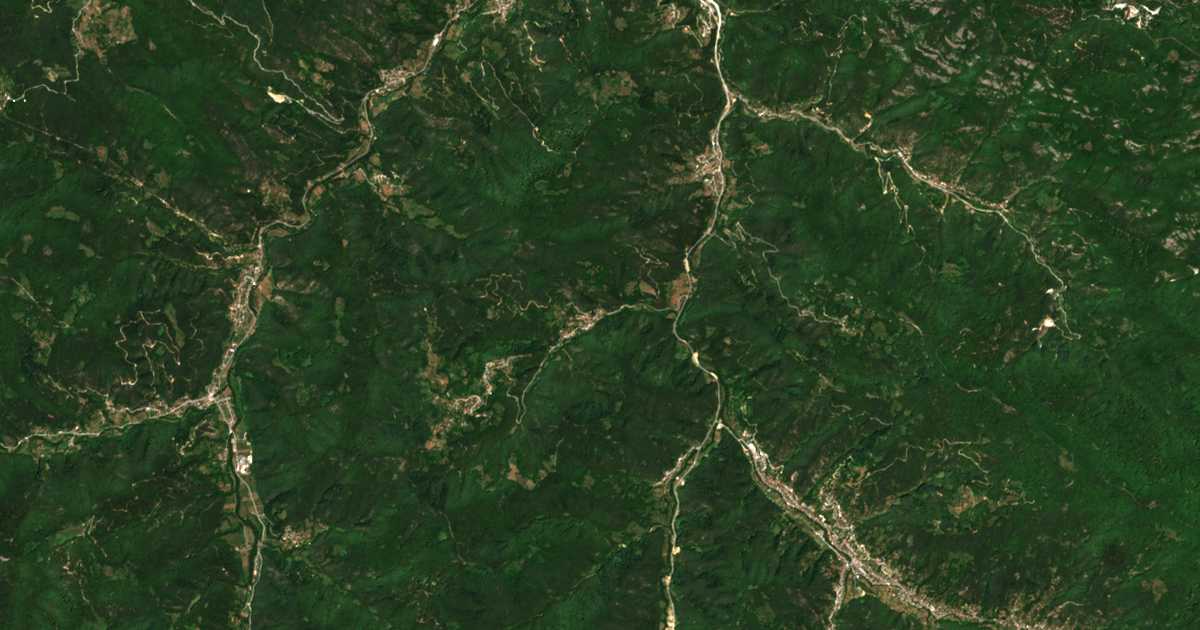 Satelitska karta: Gramade