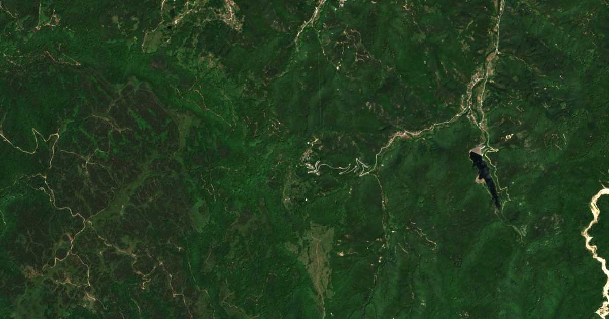 Satelitska karta: Močure