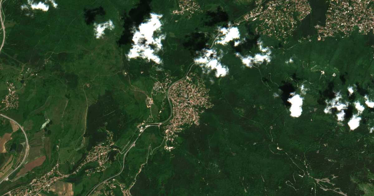 Satelitska karta: Vladaja