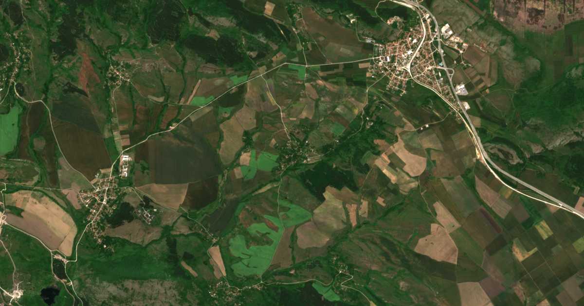 Satelitska karta: Čukovezer