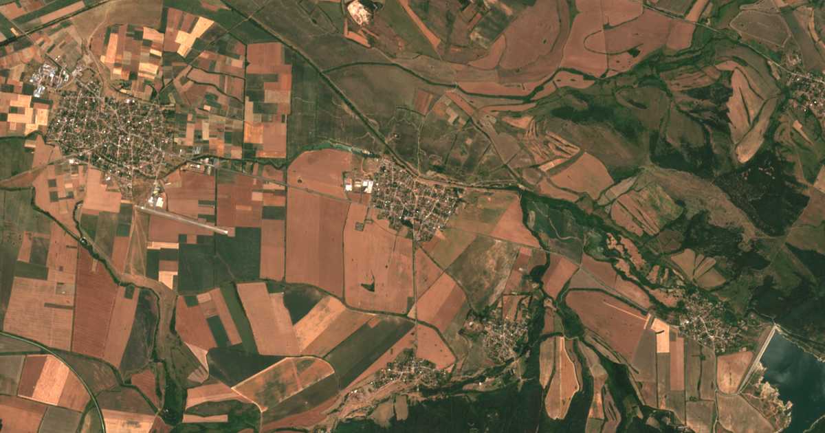 Satelitska karta: Doganovo