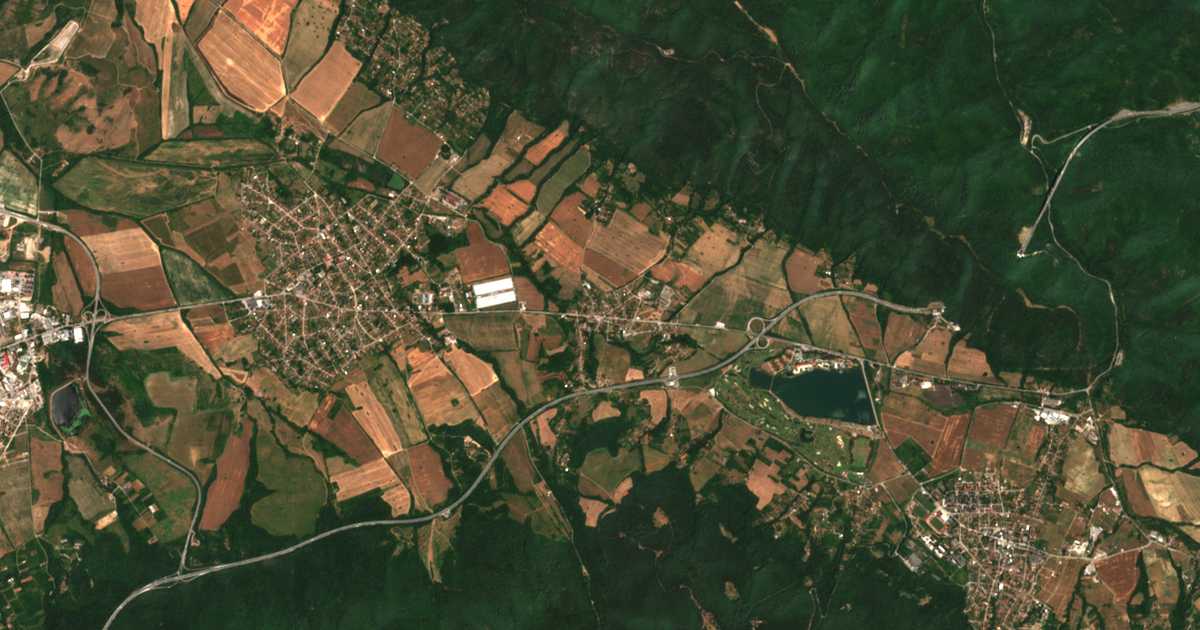Satelitska karta: Razliv