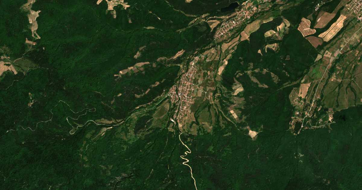 Satelitska karta: Raduil
