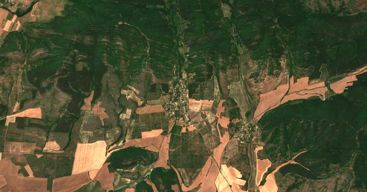 Satelitska karta: Sredno Gradište