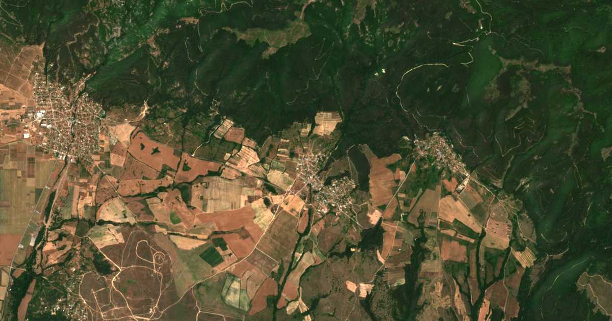 Satelitska karta: Dolno Izvorovo