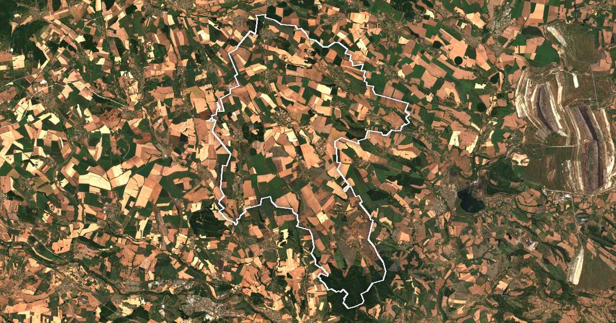 Satelitska snimka s ucrtanom granicom: Opan