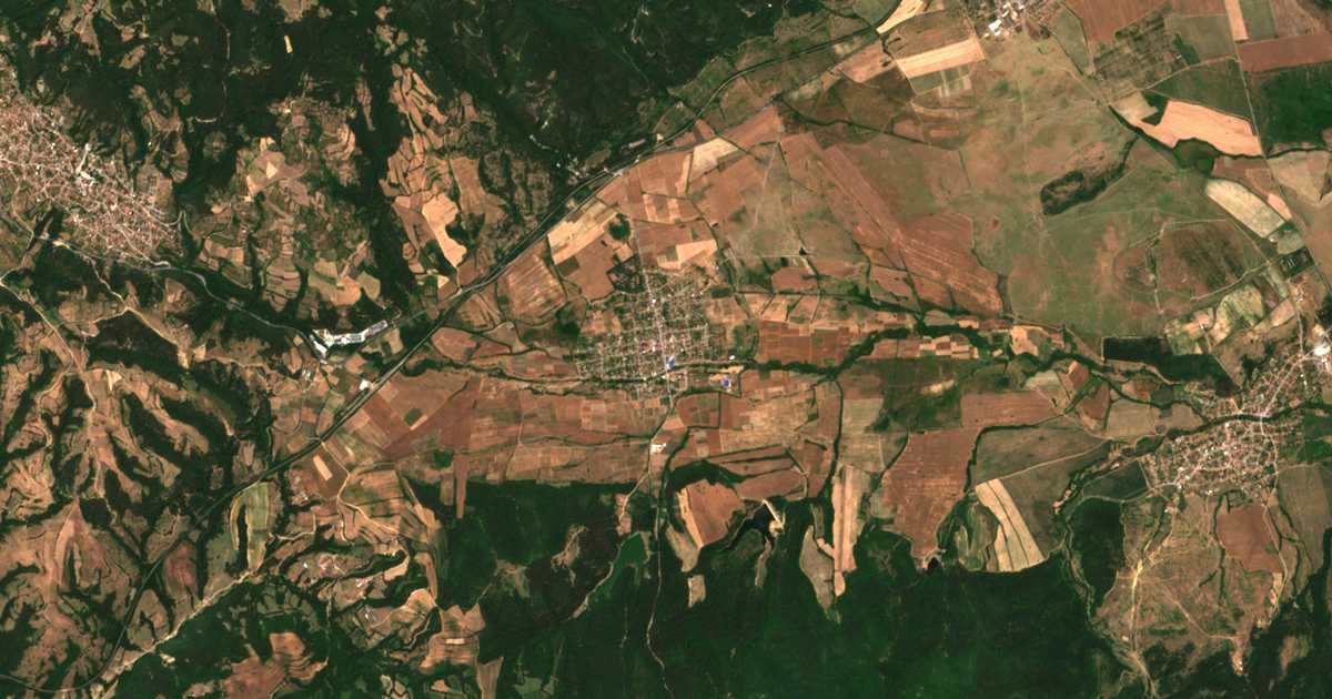 Satelitska karta: Osetenovo