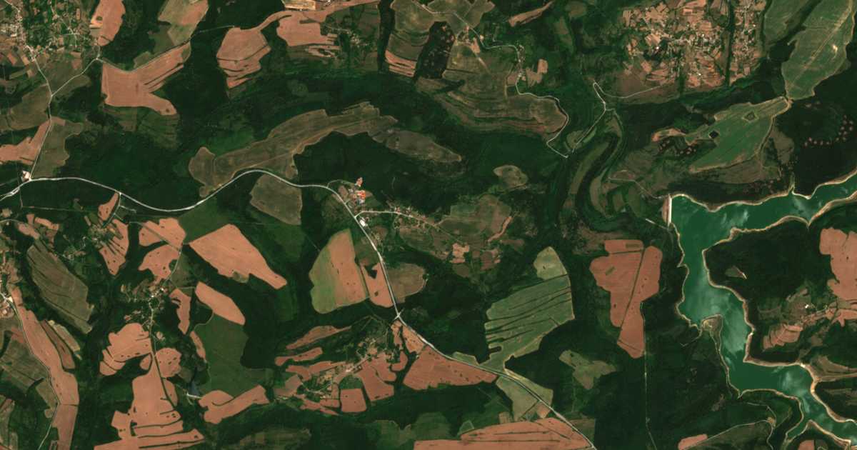 Satelitska karta: Jastrebino