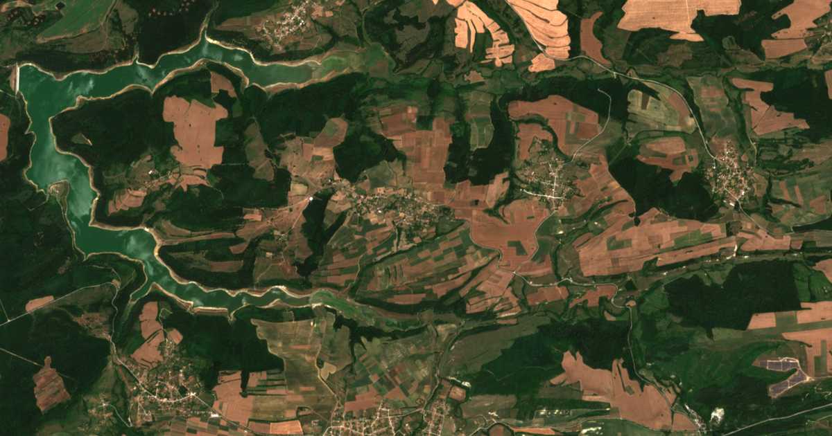 Satelitska karta: Panajot Hitovo