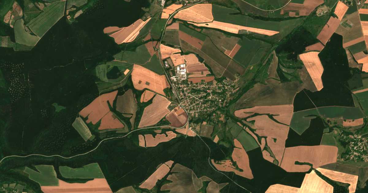 Satelitska karta: Slavjanovo